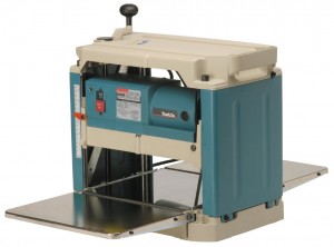 9. MAKITA 2012NB